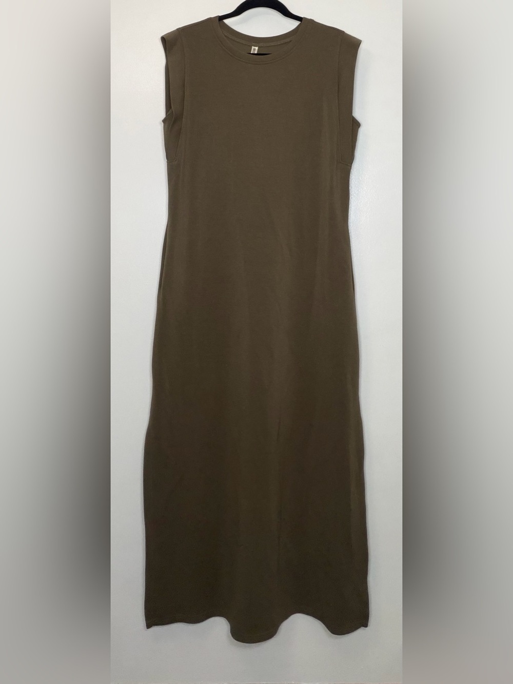 Simple Sleeveless Olive Midi Dress